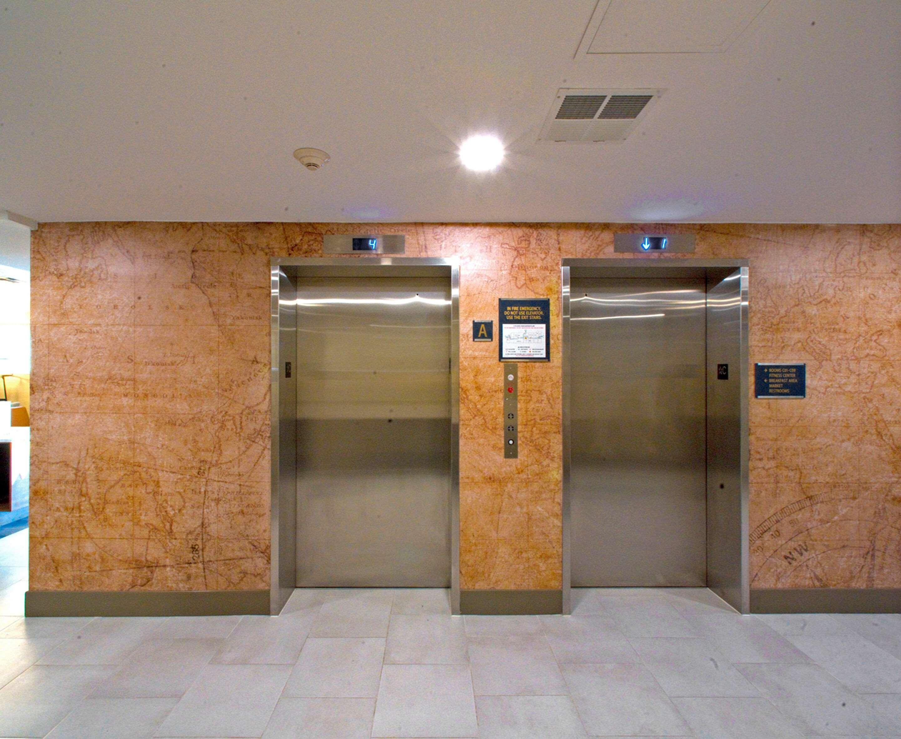 Comfort Inn Jfk Airport นิวยอร์ก ภายนอก รูปภาพ